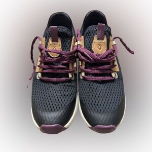 Women's Black and Purple Sneakers